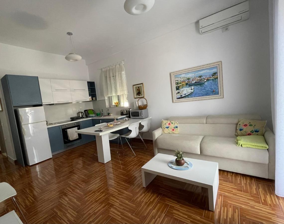Ferienwohnung Port Side Sarandë Exterior foto